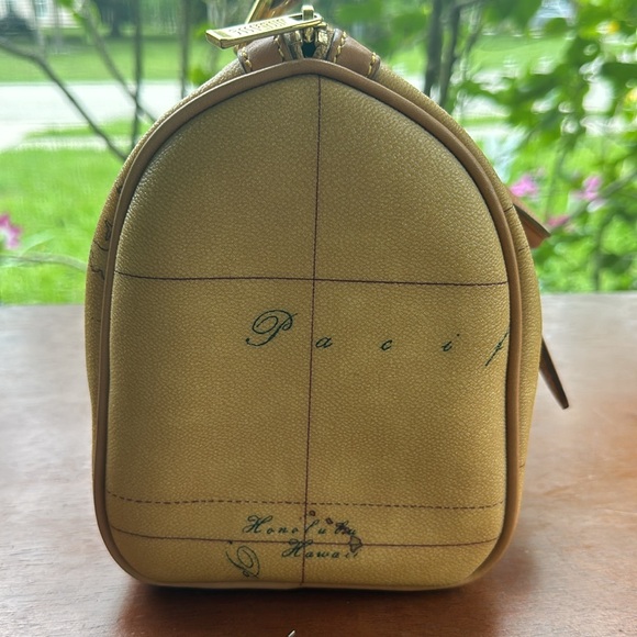 Authentic Alviero Martini Speedy 30 Handbag NWOT no Flaws. - Picture 7 of 14